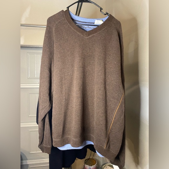 Tommy Bahama Sweater - Picture 1 of 3